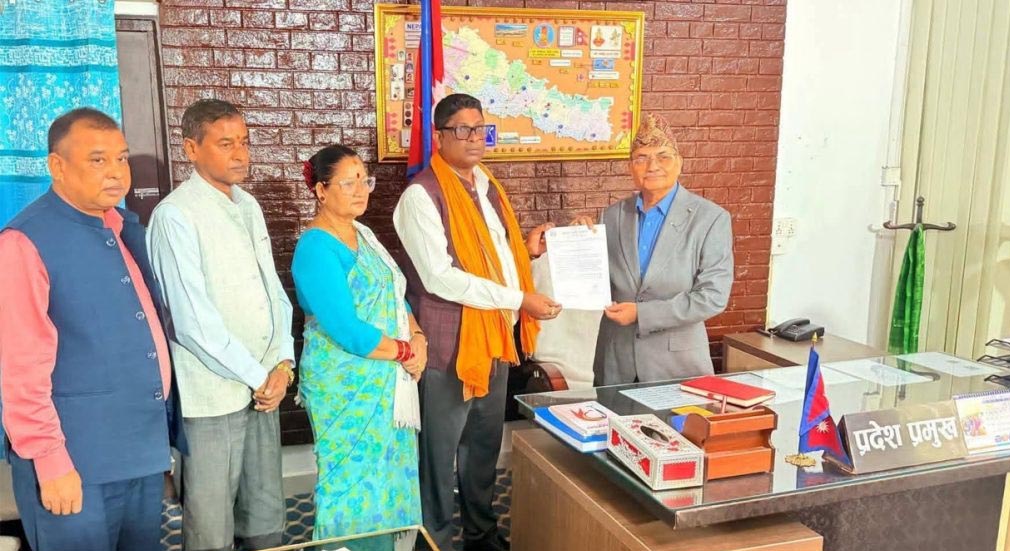 एमाले मधेश सरकारबाट बाहिरियो